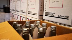How to pack wine bottles for moving