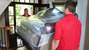 There are many efficient ways to use plastic wrap for moving.